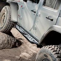 Jeep Wrangler (JK) 2017 Unlimited Sahara Side Steps & Running Boards Rock Sliders