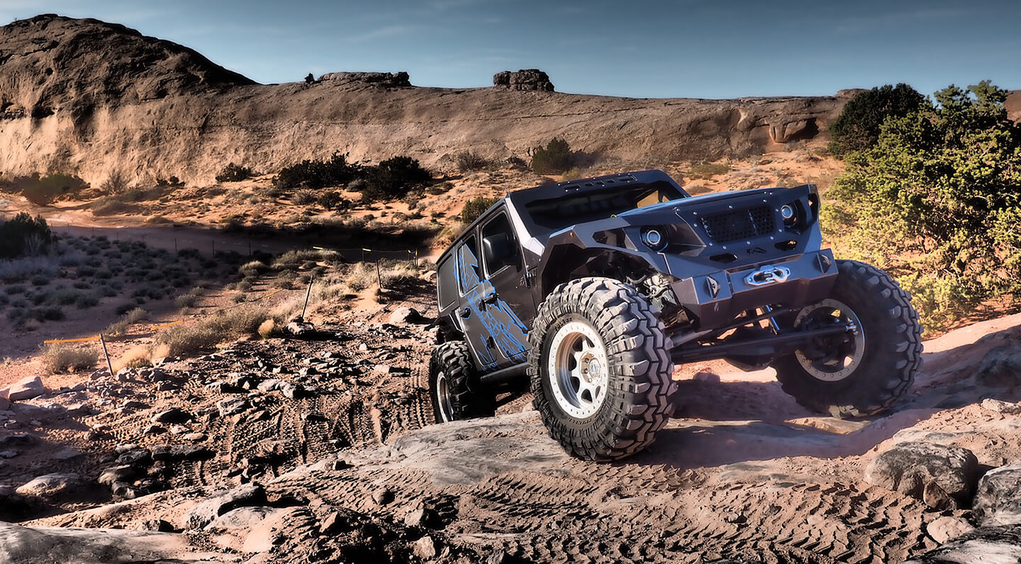 Fab-Fours-Jeep-JL-Moab-Action