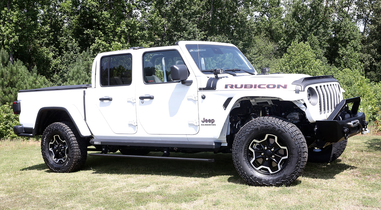 AMP-Research-PowerStep-XL-Jeep-Gladiator