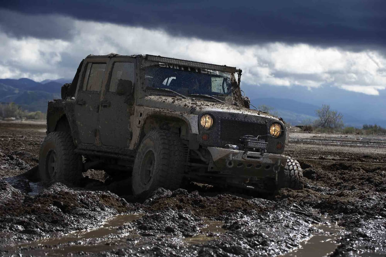 Jeep-JK-In-Mud