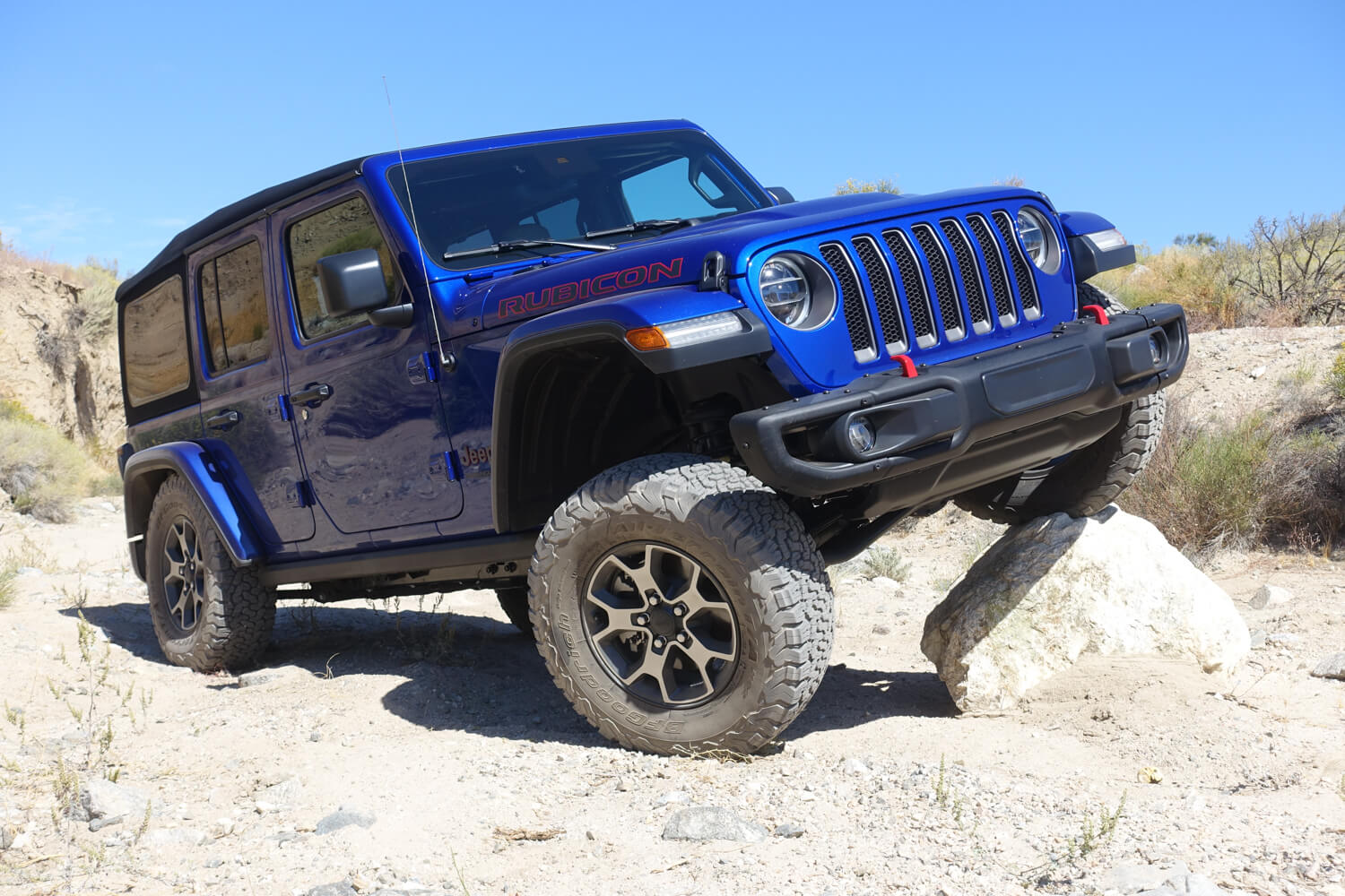 Jeep Wrangler JL Four Cylinder Turbo Versus V6 - The Dirt by 4WP