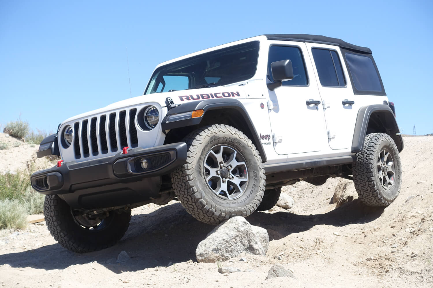 Jeep Wrangler JL Four Cylinder Turbo Versus V6 - The Dirt by 4WP