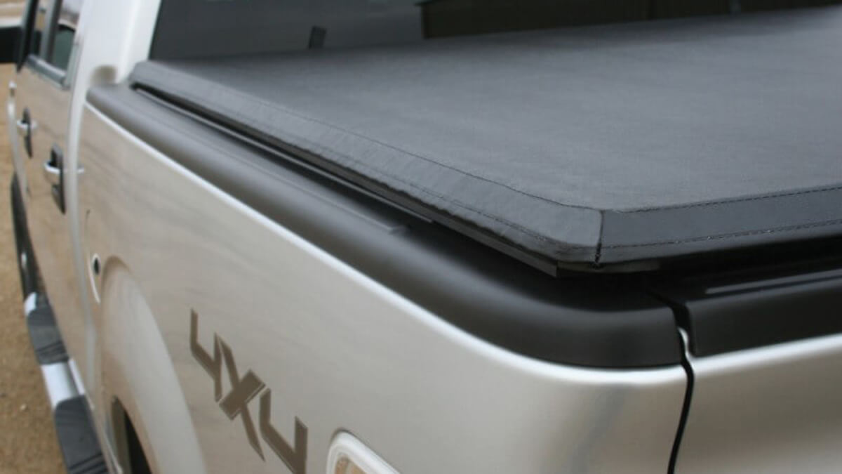 Rugged Liner RC-C6514 Premium Rollup Tonneau Cover for Chevrolet/GMC Pickup and Heavy Duty 6.5 feet Bed Without Utility Track - New Body Style