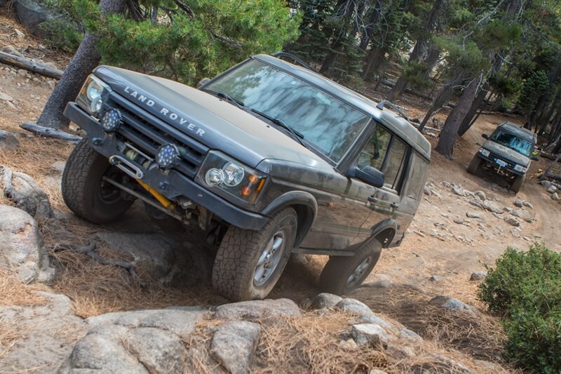 05 Land Rover Discovery off road