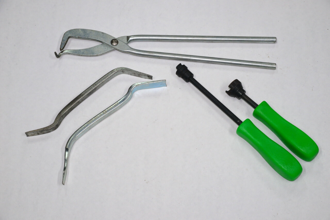12 4x4 Specialty Repair Tools Drum Brake Spoon