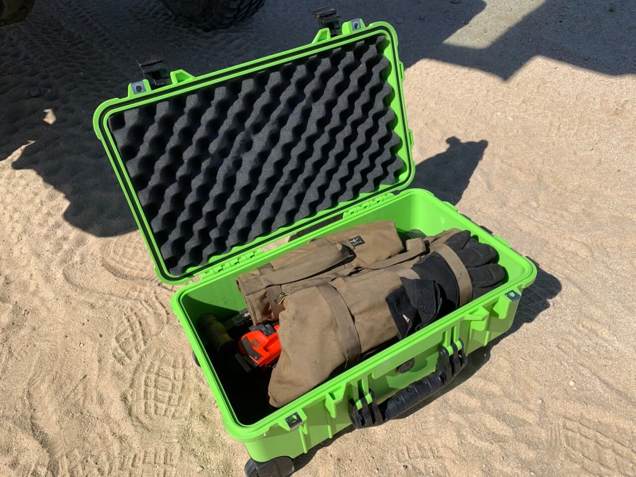 12 Pelican 1510 Lime Green Carry On Case Tool Box
