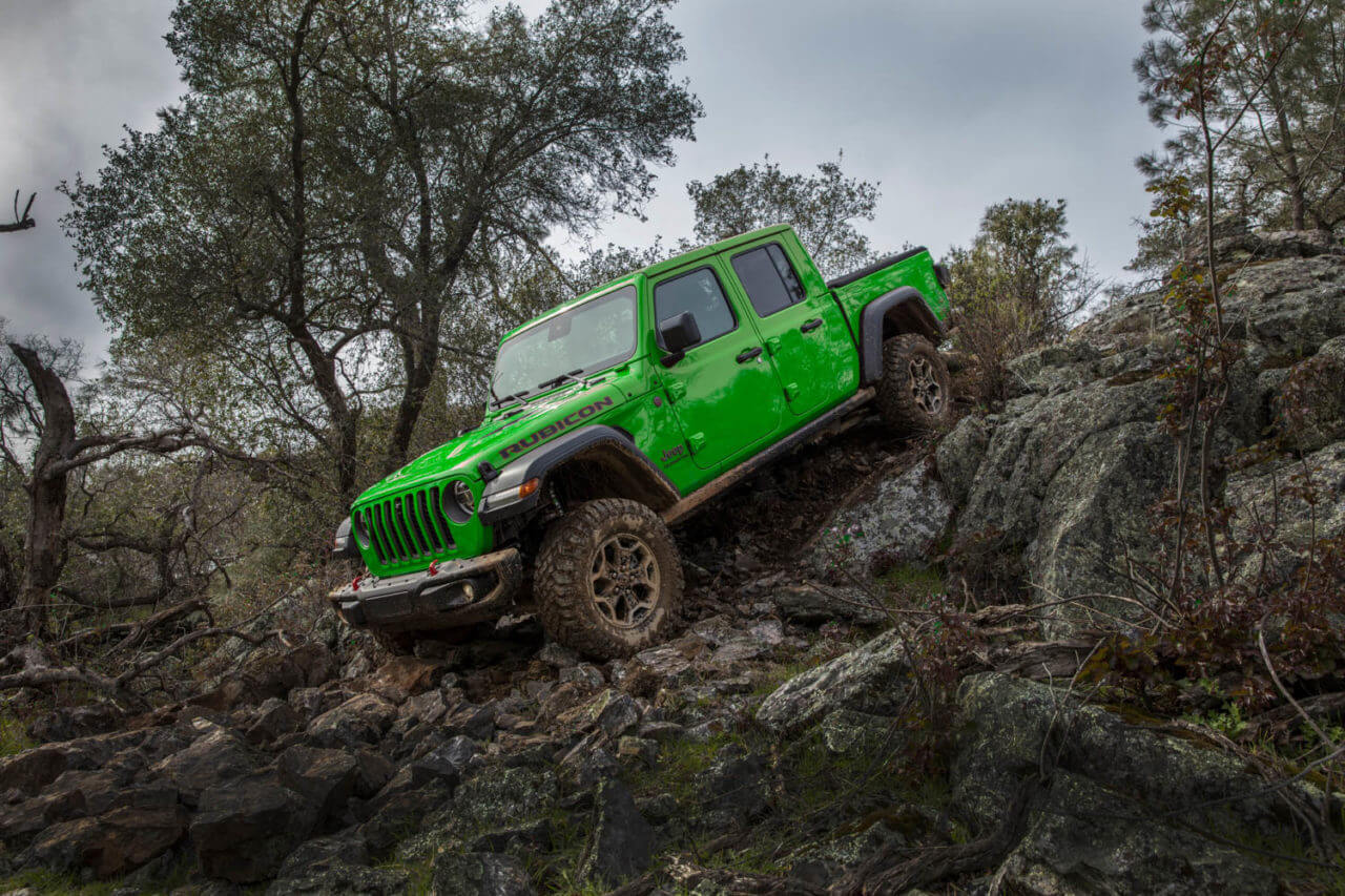 03 2022 Jeep Gladiator Gecko Green Rocks