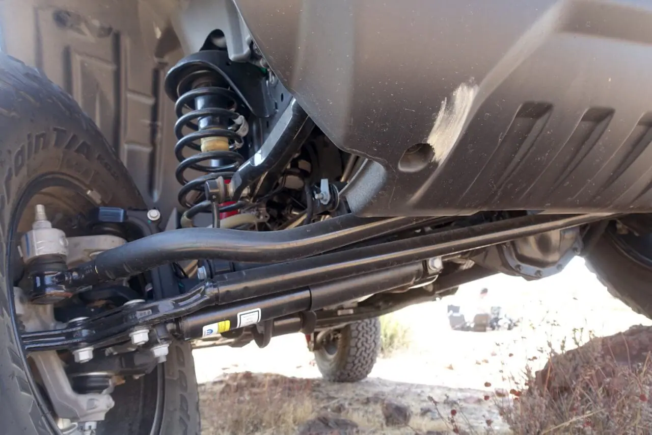 2021 Ford Bronco Wildtrak vs. Jeep Wrangler Rubicon - The Dirt by 4WP