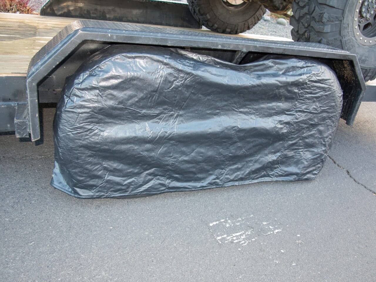 09 trailer tire covers