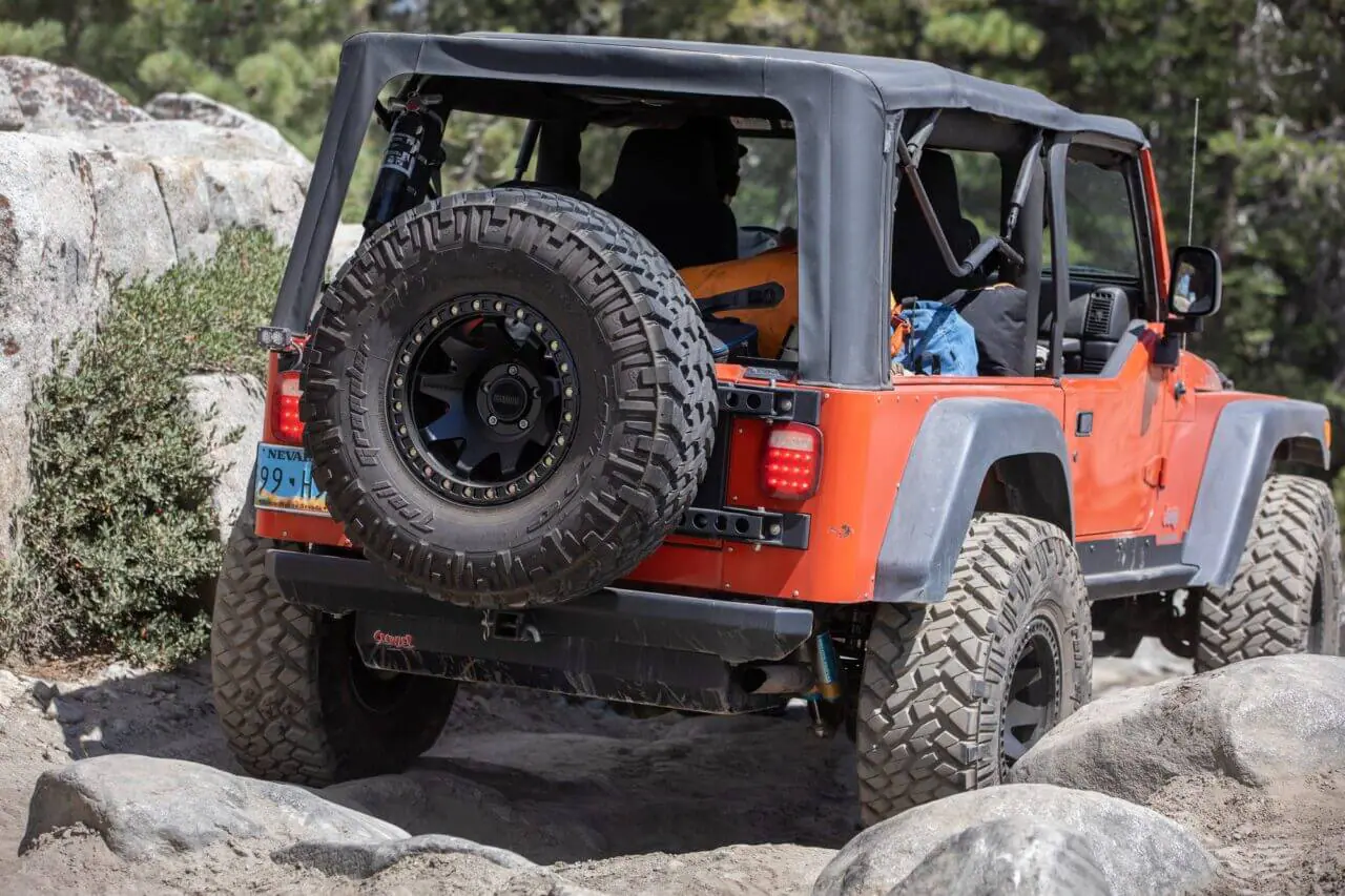 Ultimate Buying Guide for Jeep Wrangler JL Off-Road Wheels & Tires: What  Fits Best? - The Dirt by 4WP
