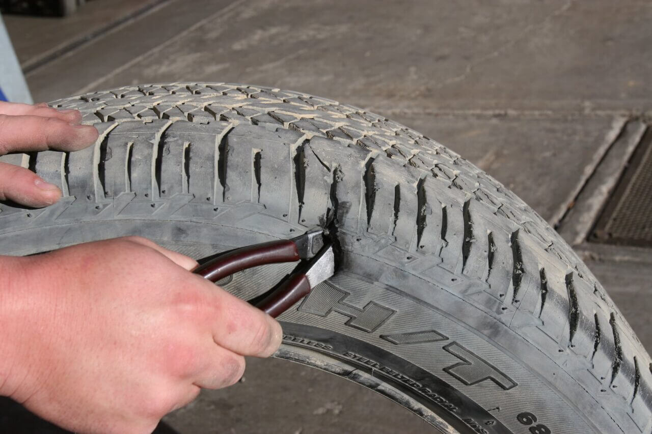 04 Flat Tire Sidewall Puncture