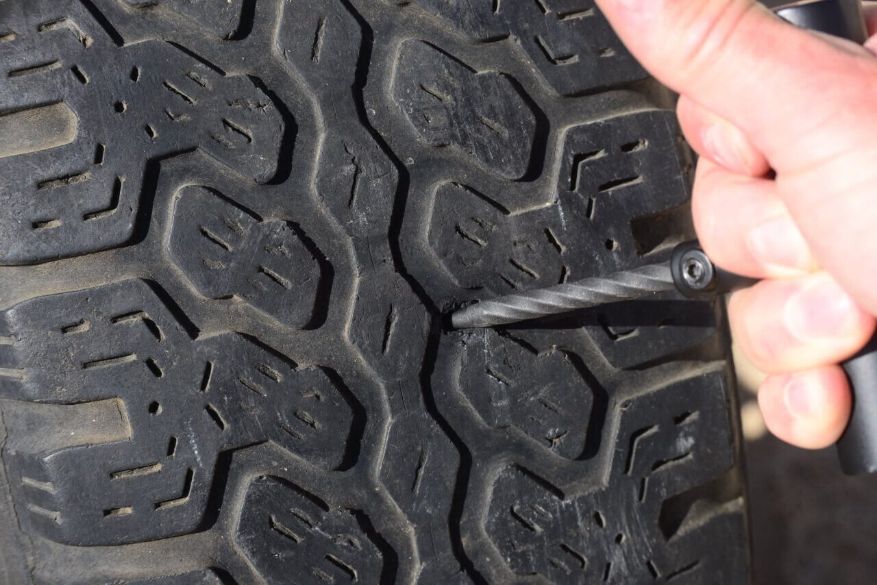 06 Flat Tire Puncture Plug Repair Reaming Tool
