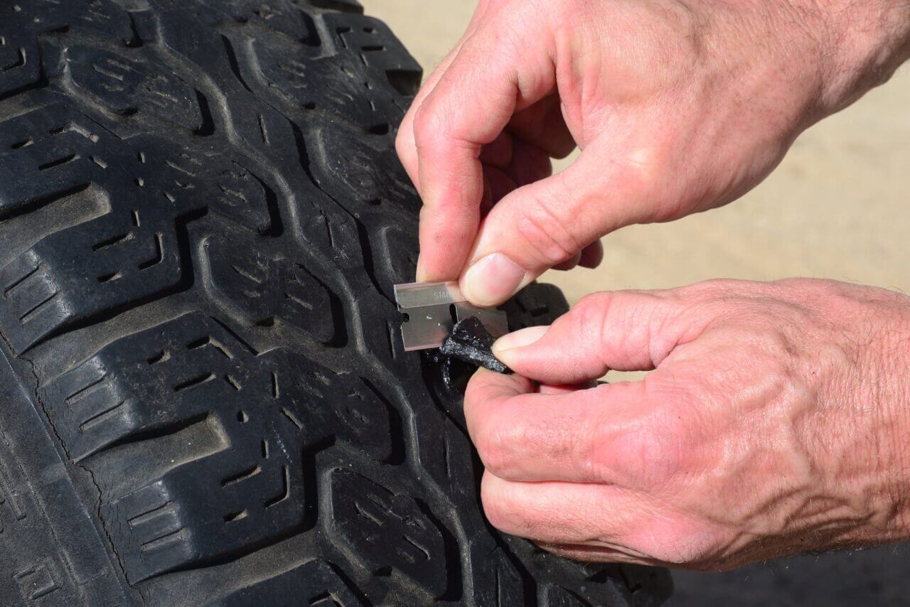 09 Flat Tire Puncture Plug Repair Trim